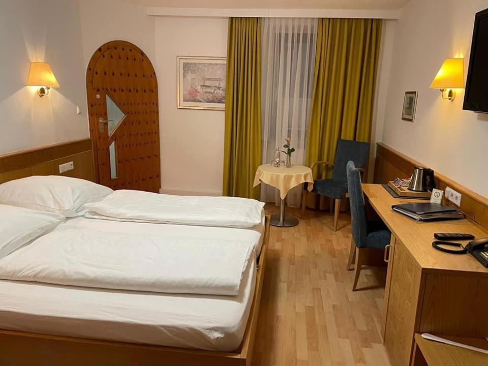 Hotel Wuerttemberger Hof Garni Роттенбург Экстерьер фото